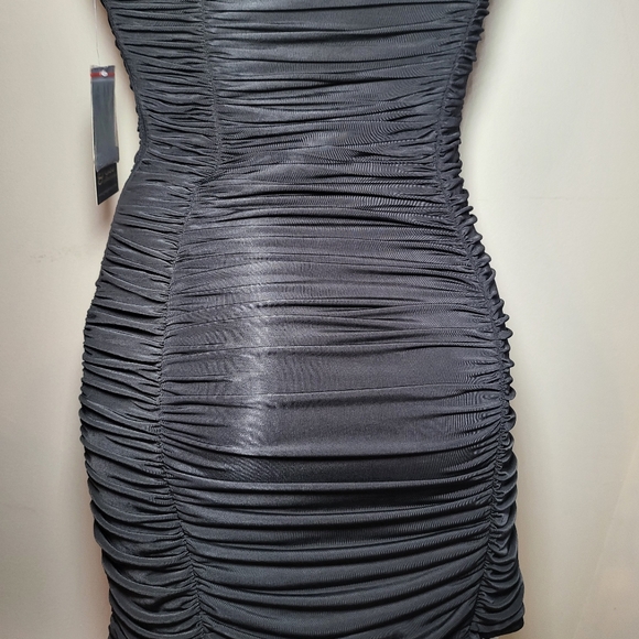 GRASS collection Size L one shoulder bodycon little BLACK dress - Picture 6 of 9